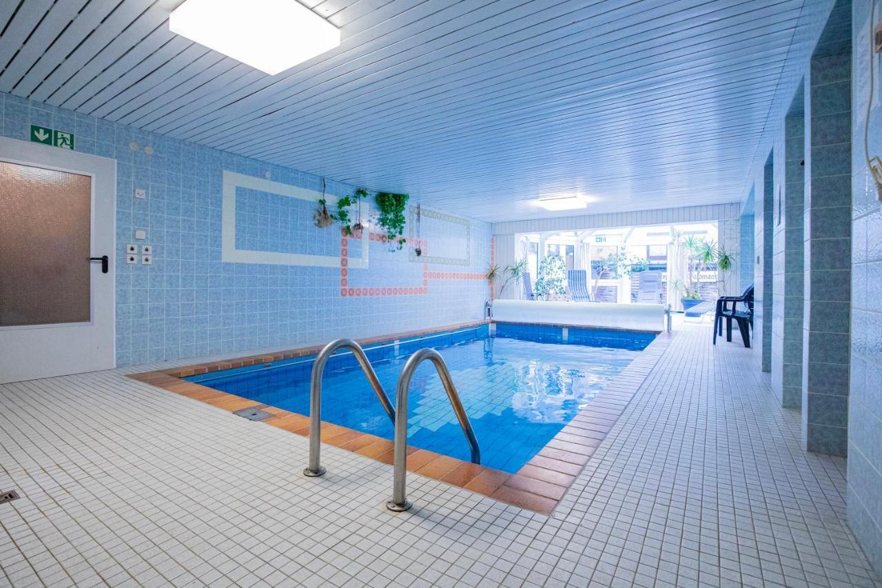 Berghotel Waidmannsheil Battenberg  Экстерьер фото