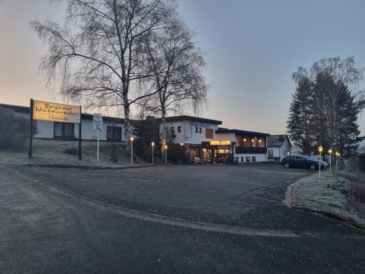 Berghotel Waidmannsheil Battenberg  Экстерьер фото