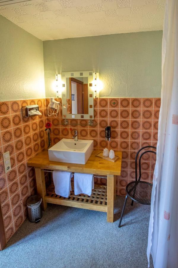 Berghotel Waidmannsheil Battenberg  Экстерьер фото