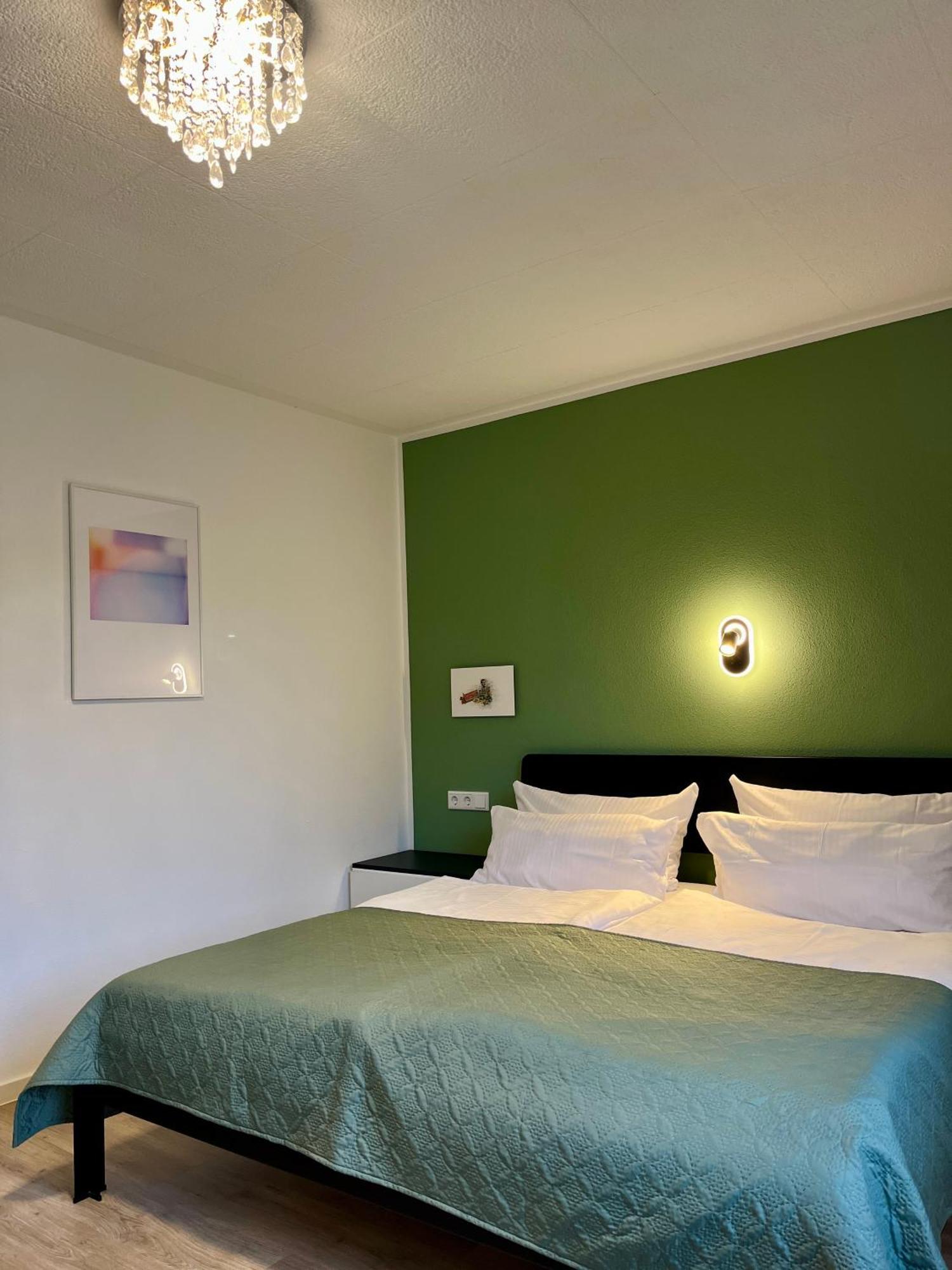Berghotel Waidmannsheil Battenberg  Экстерьер фото